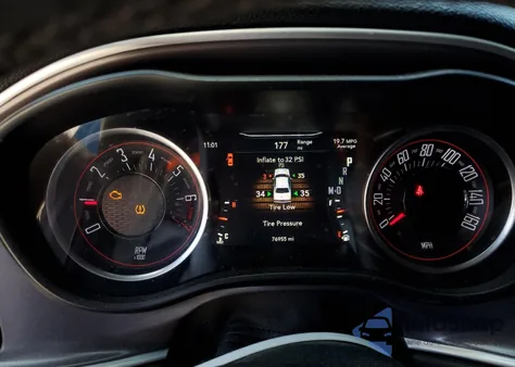 2019 Dodge Challenger Sxt z USA, uszkodzony, nr VIN 2C3CDZAG6KH680460